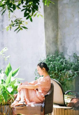 日本适合十八岁以上的护肤品红桃