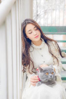 阴部上面毛毛的地方肉太多