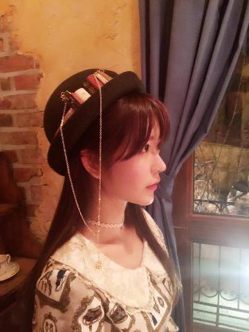 她在丈夫面前被耍了