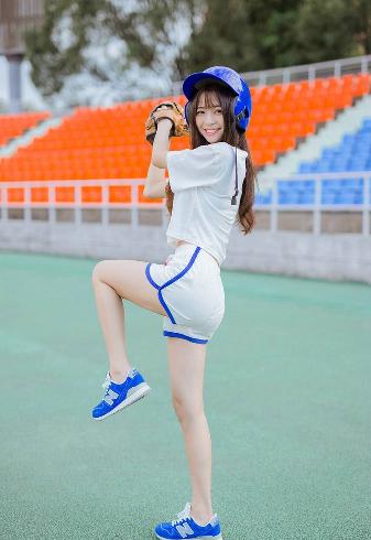 阴部上面毛毛的地方肉太多