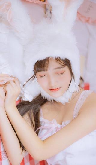 泡在我家的辣妹