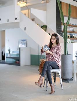 善良的女秘书的目的