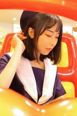 两个女儿和爸爸的搞笑视频